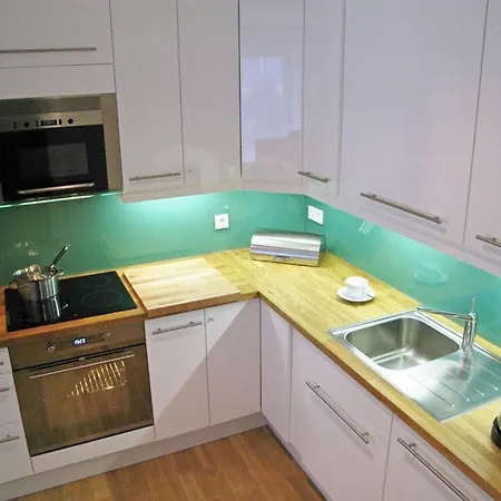 Warnemuende Becker 52120 Rostock